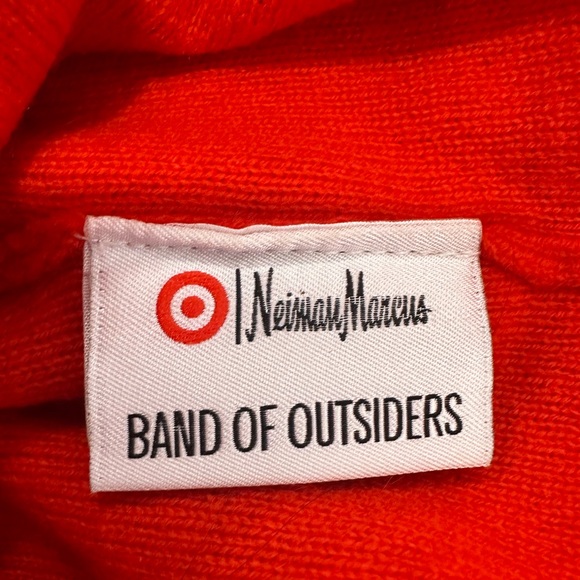 Band of Outsiders Neiman Marcus for Target "Best Friends" Pom Pom Beanie Unisex - Picture 7 of 8